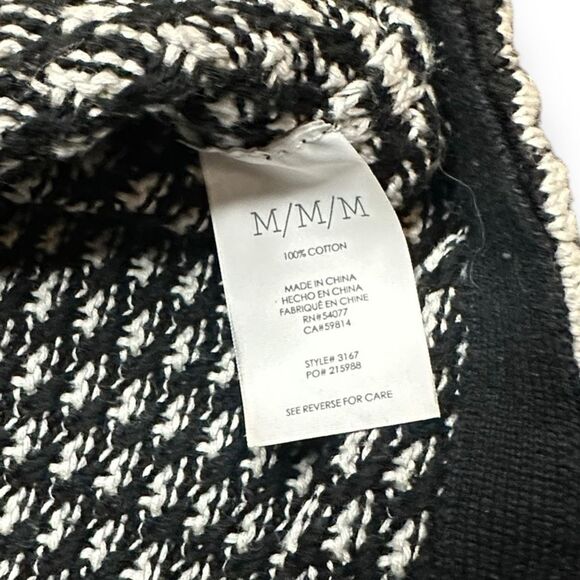 CABI Women’s Black White Split Stripe Fergie Turtleneck Sweater Size Medium Styl - Picture 5 of 6
